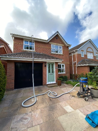 gutter clearing blackpool